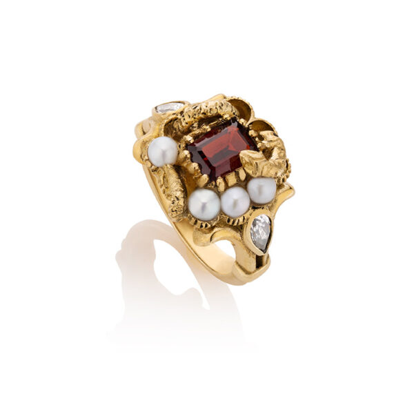 Pearl and snake ring