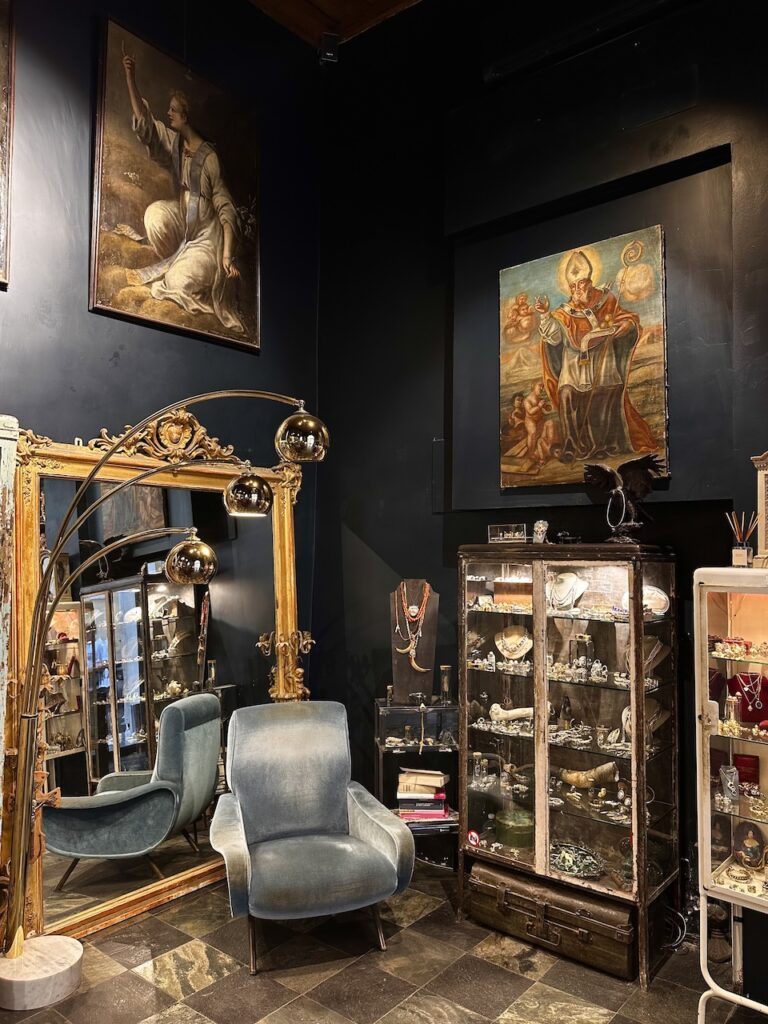 Toko boutique in Rome — Marco De Luca Jewels stockist
